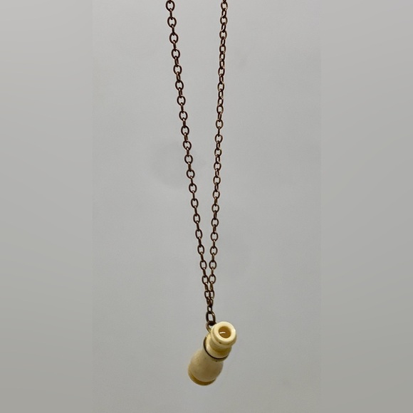 19th Century Antique Hand Crafted Organic Stanhope Monocular Lord’s Prayer Charm - Picture 9 of 14